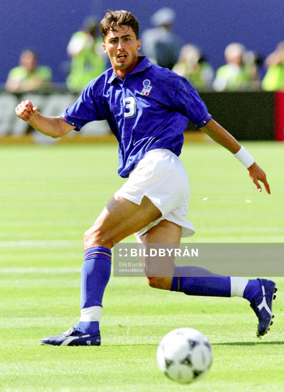 Football, FIFA World Cup 1994 (USA), Group E, Italy -