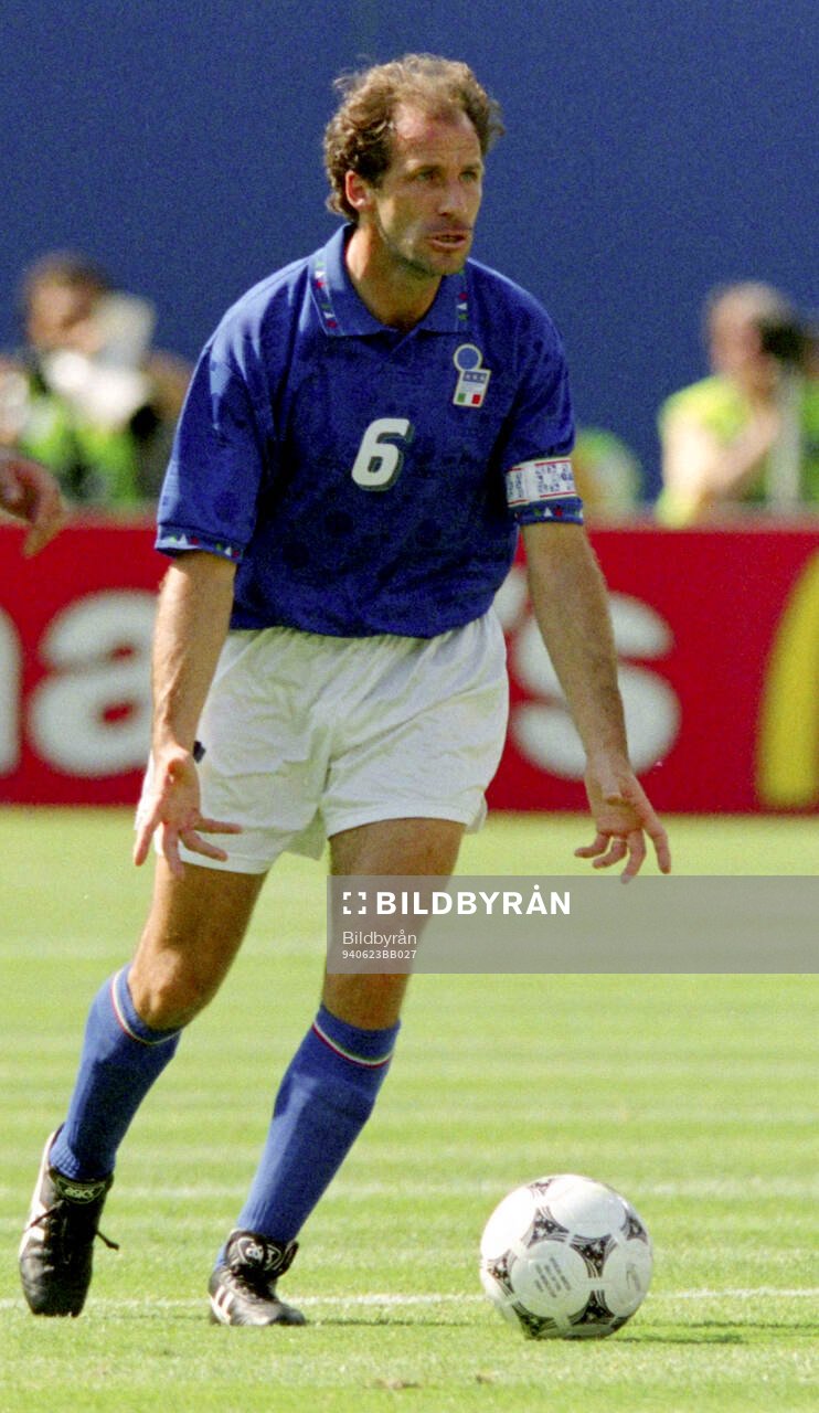 Football, FIFA World Cup 1994 (USA), Group E, Italy -