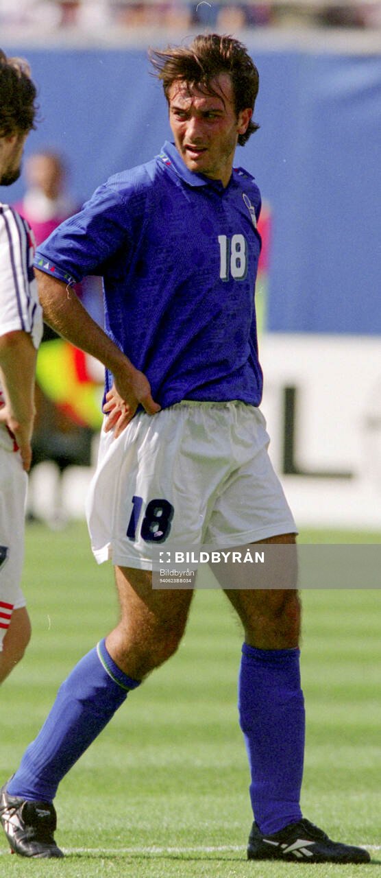 Football, FIFA World Cup 1994 (USA), Group E, Italy -