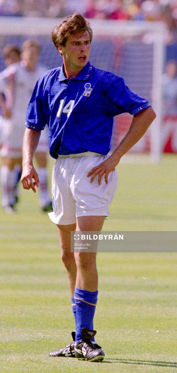 Football, FIFA World Cup 1994 (USA), Group E, Italy -