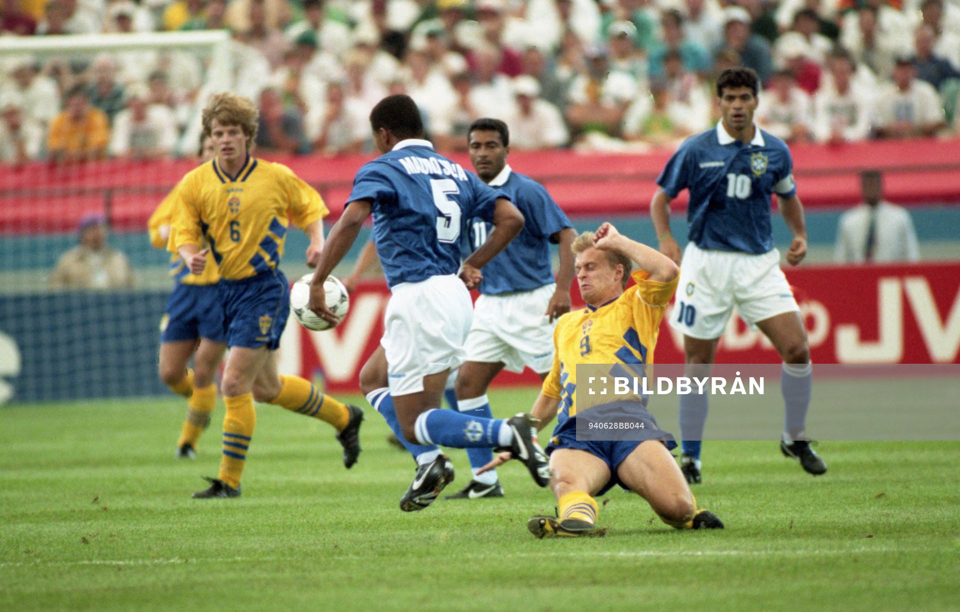 Jonas Thern, Sverige och Silva Mauro, Sverige