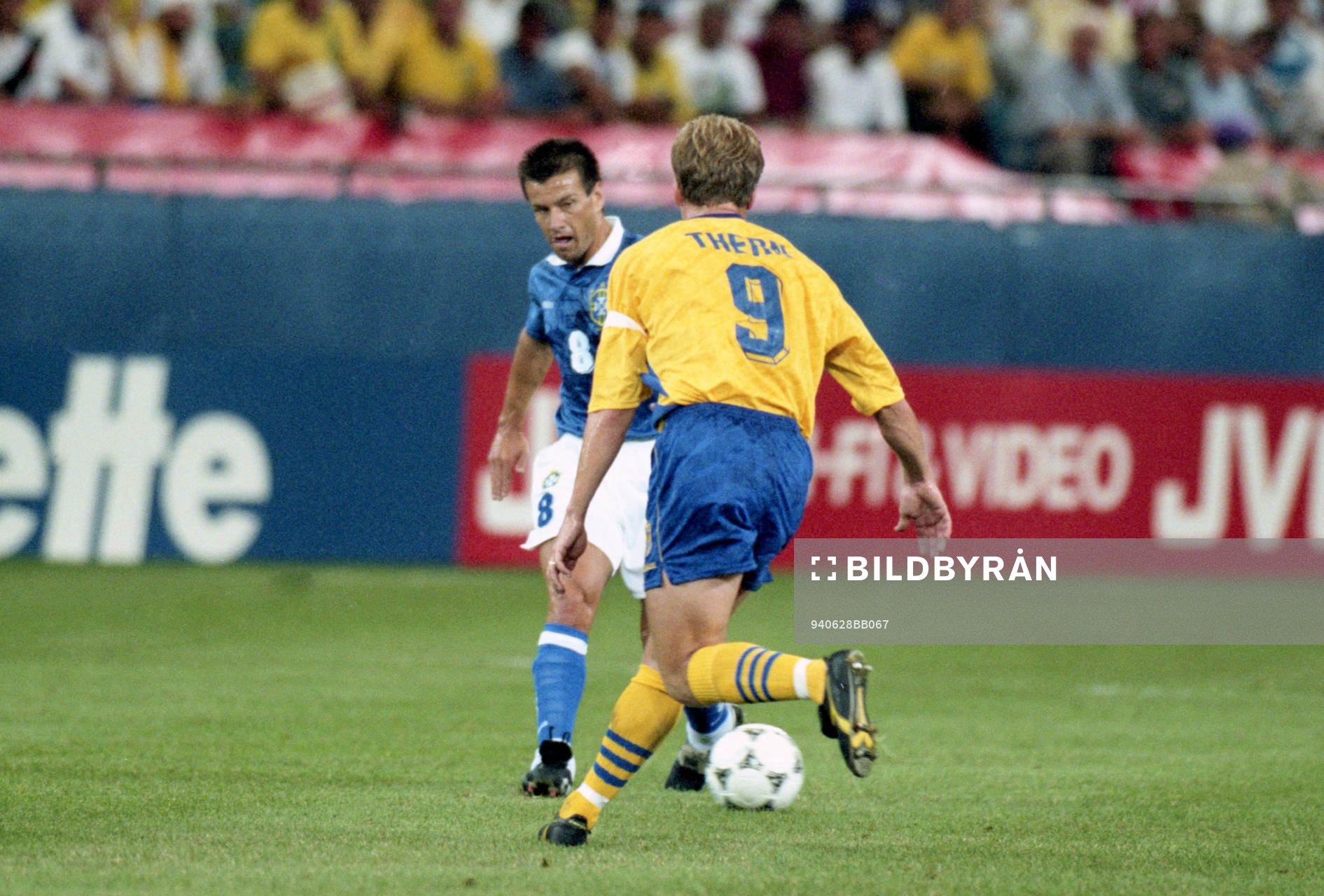 Dunga, Brasilien och Jonas Thern, Sverige