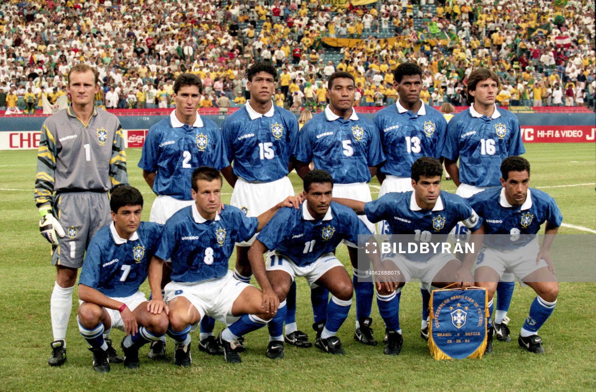  Taffarel, målvakt, Jorginho, Santos Marcio, Silva Mauro, Aldair, Leonardo, Bebeto, Dunga, Romario, Rai, Zinho, Brasilien. Lagbild.