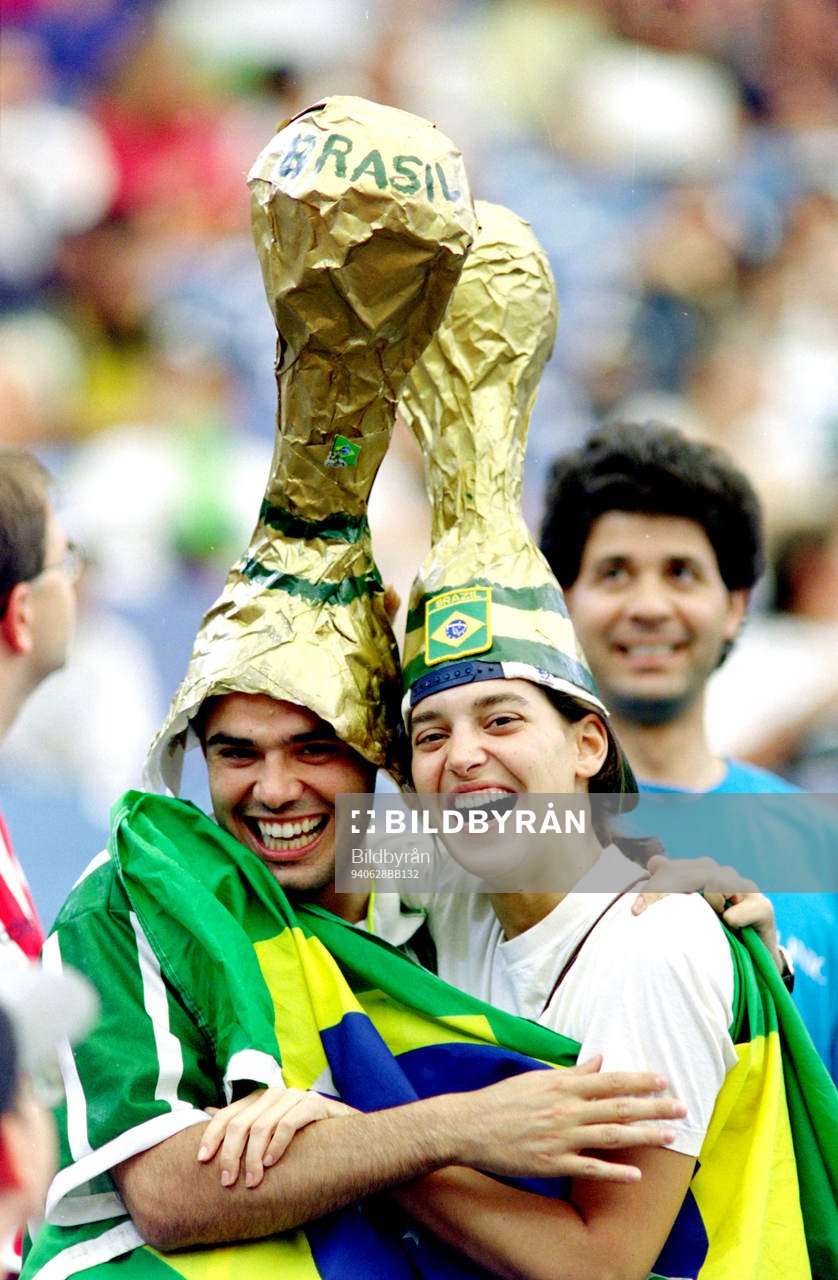 Brasilianska fans på läktaren