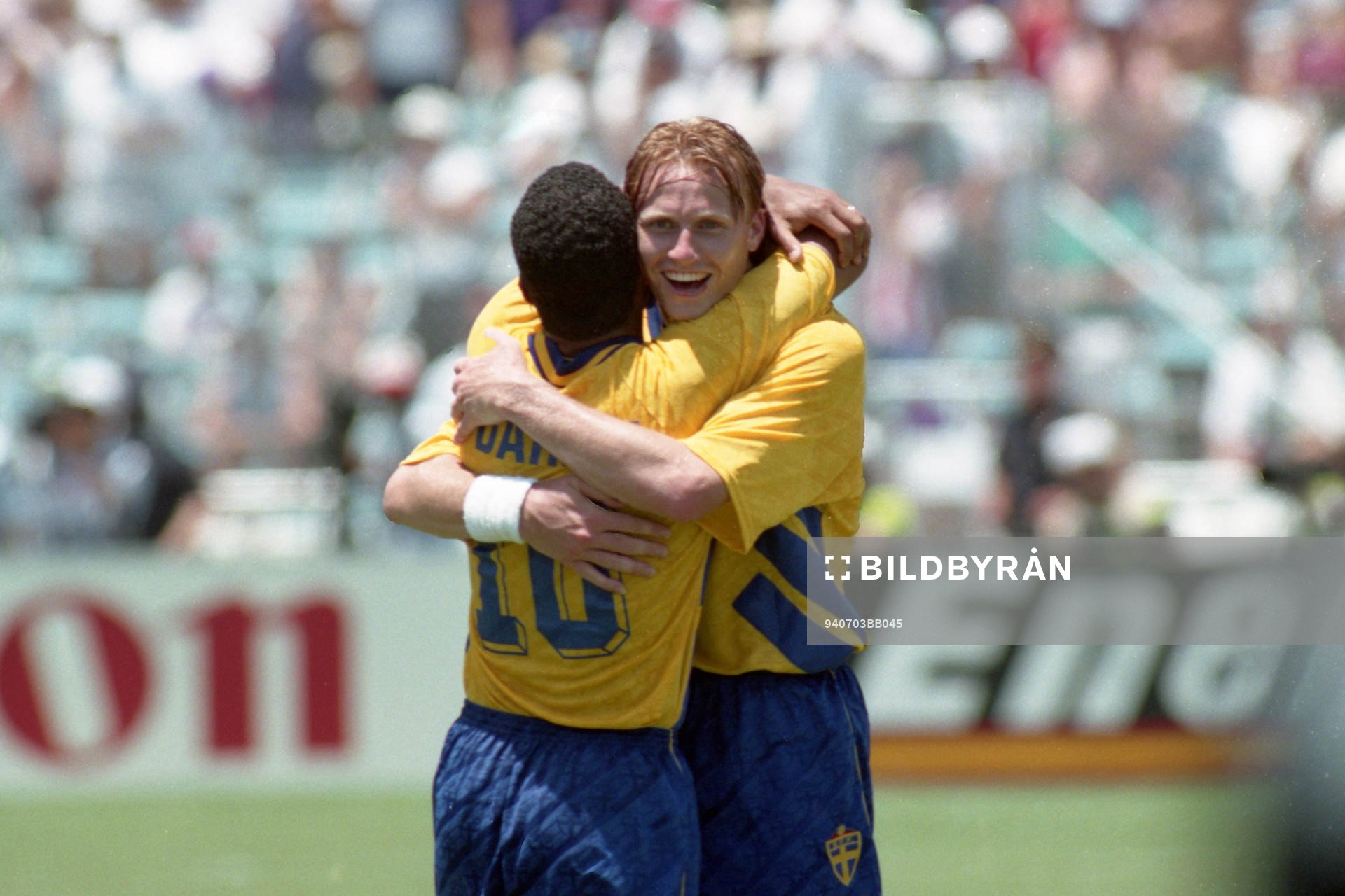 jubel, Martin Dahlin och Kennet Andersson, Sverige