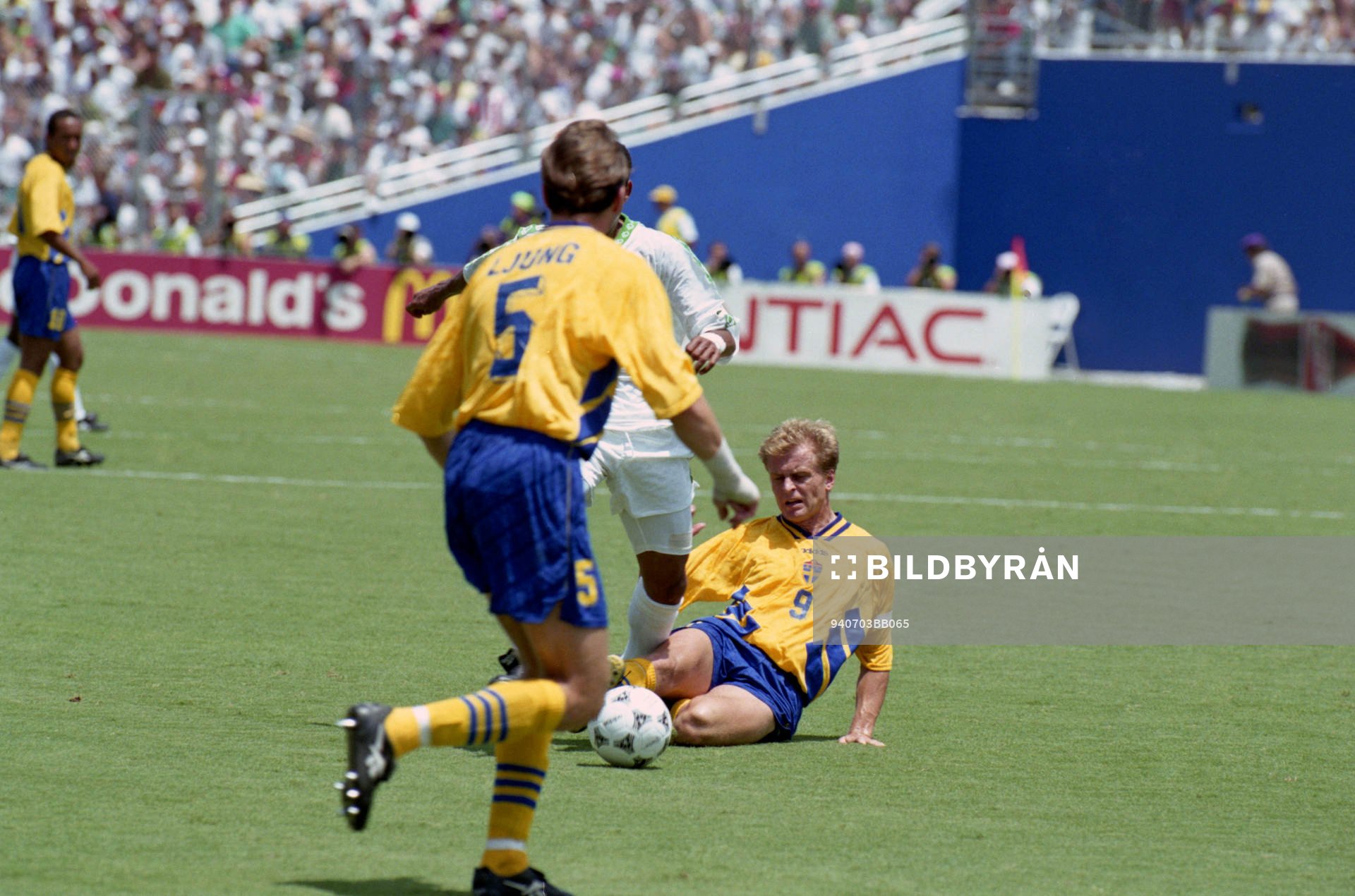 Jonas Thern, Sverige