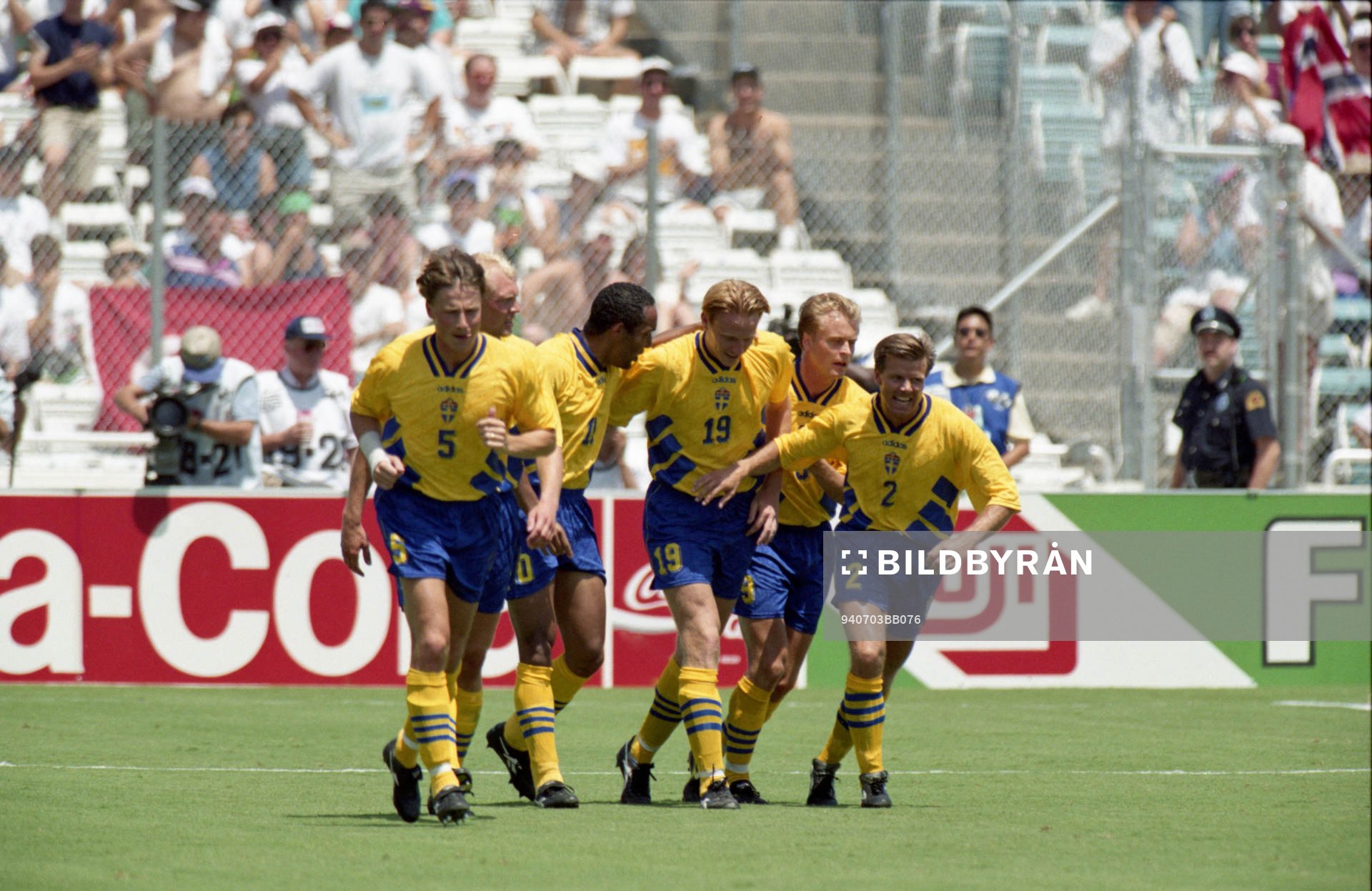 Jubel,  Roger Ljung, Klas Ingesson, Martin Dahlin, Kennet