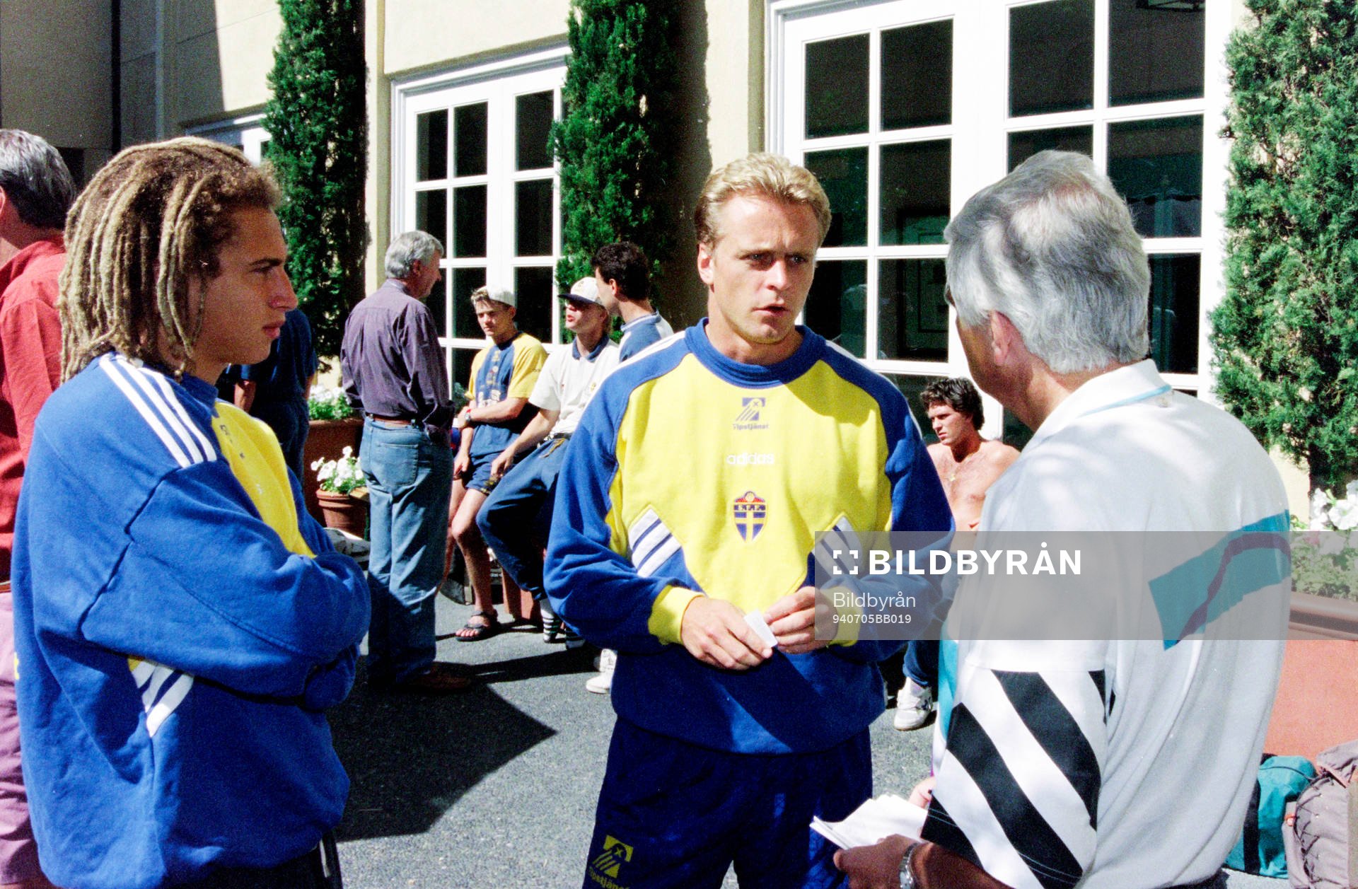 Henrik Larsson och Jonas Thern intervjuas