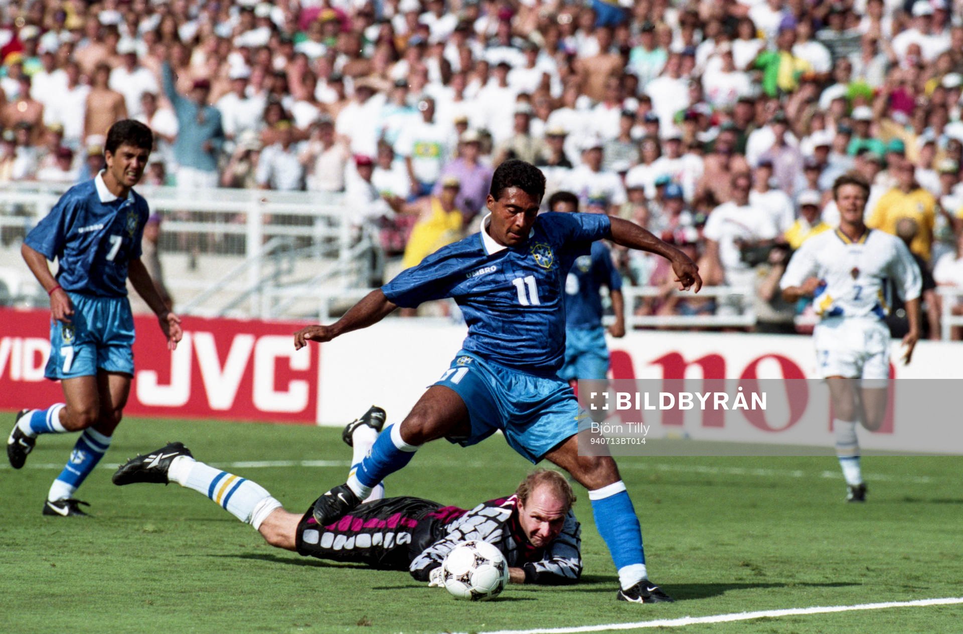 Thomas Ravelli, målvakt, Sverige och Romario, Brasilien