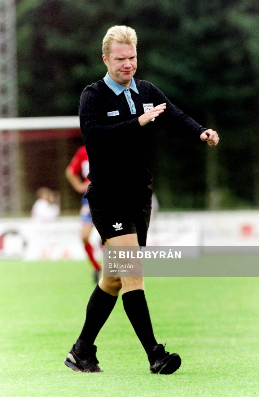 Karl-Erik Nilsson, domare i matchen