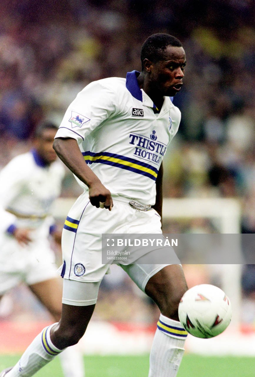 Phil Masinga, Leeds