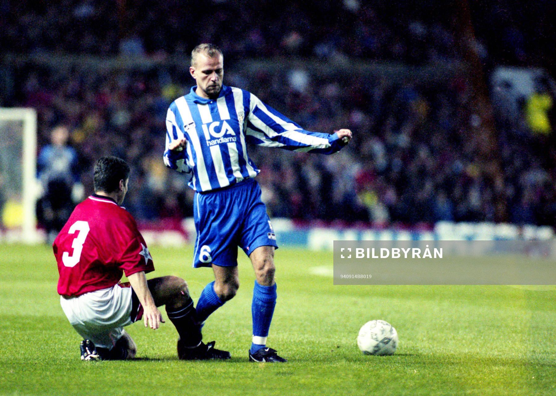 Mikael Martinsson, Göteborg vinner en bollduell