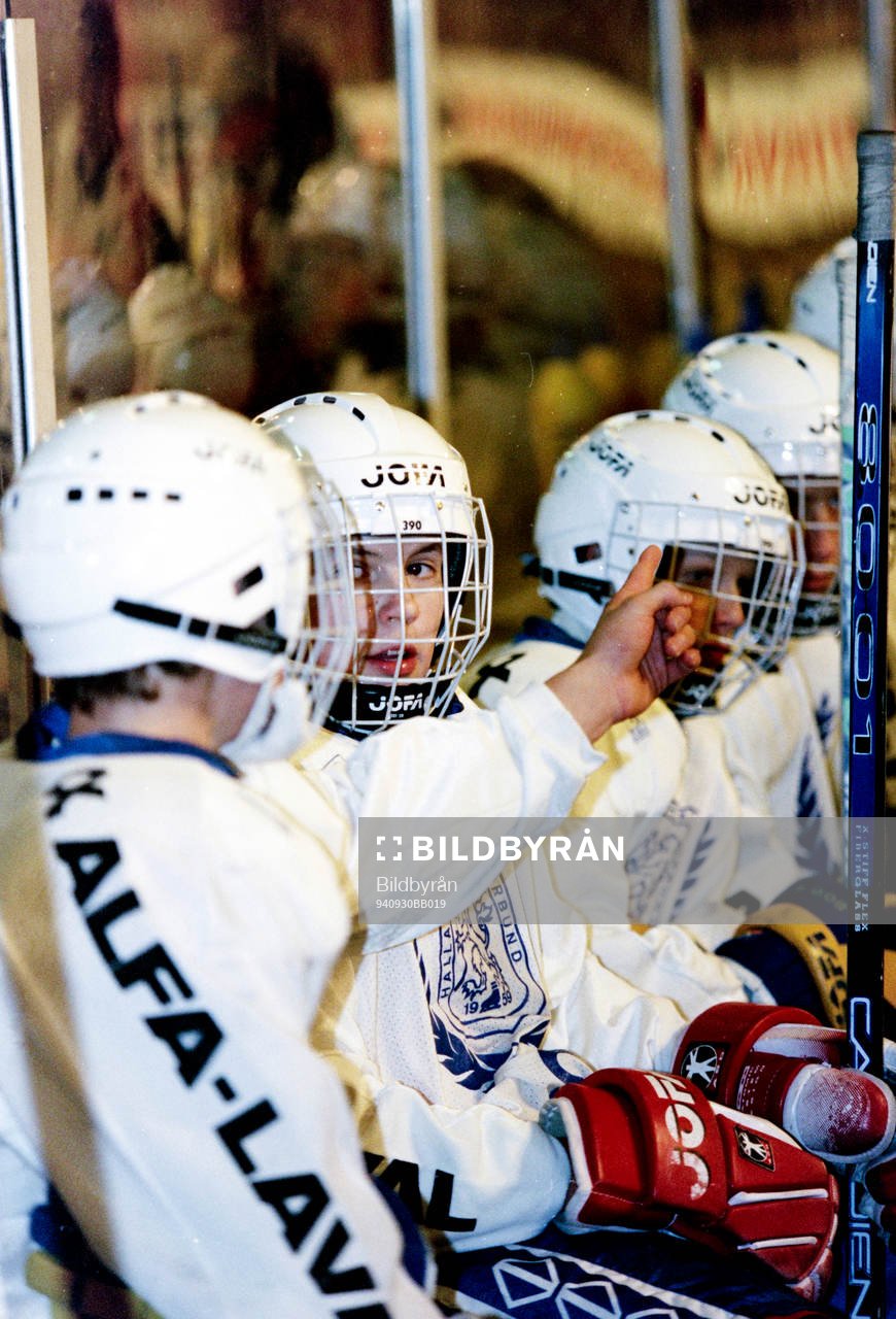 Erika Holst, Halland