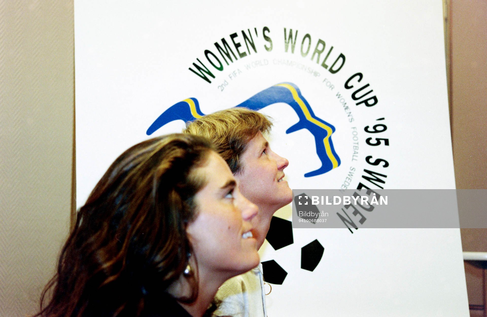 Fotboll, Damer, Presskonferens inför VM 1995: Julie Foudy, USA och Pia Sundhage, Sverige.
