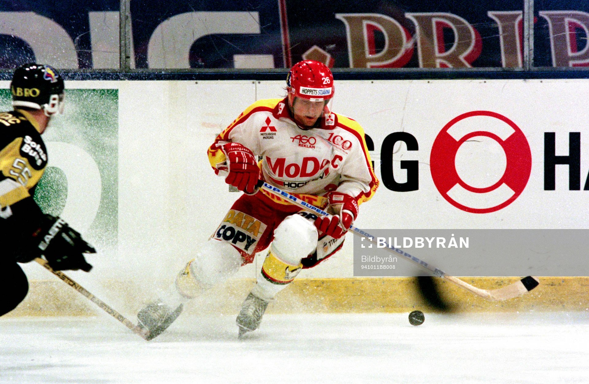 Lars Byström, Modo