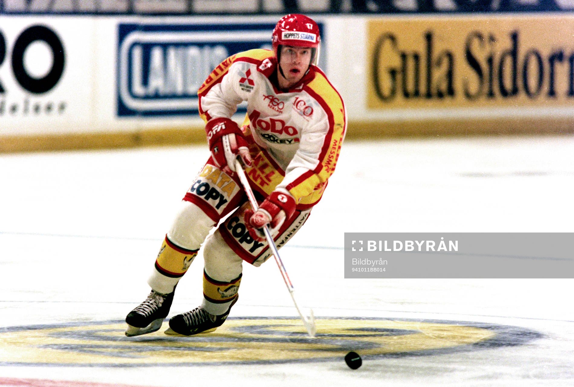 Hans Jonsson, Modo