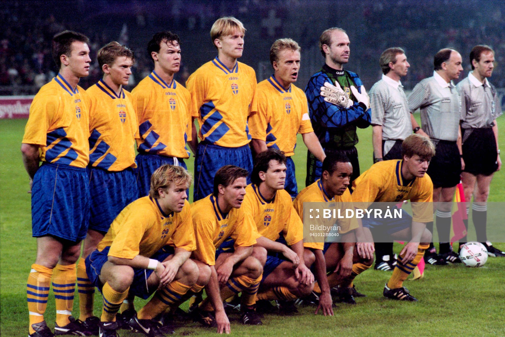 Sveriges startelva bakre raden fr. v Patrik Andersson,