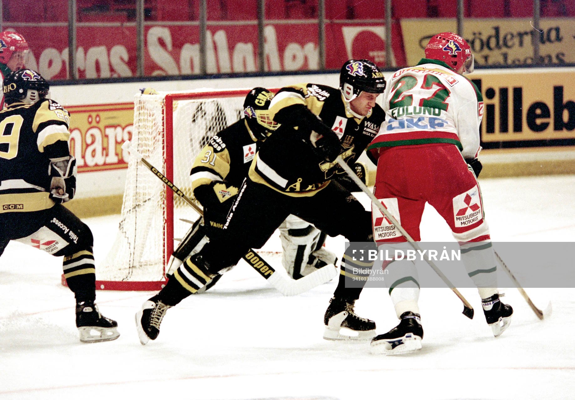 Pär Edlund, Frölunda framför Joakim Persson, målvakt i