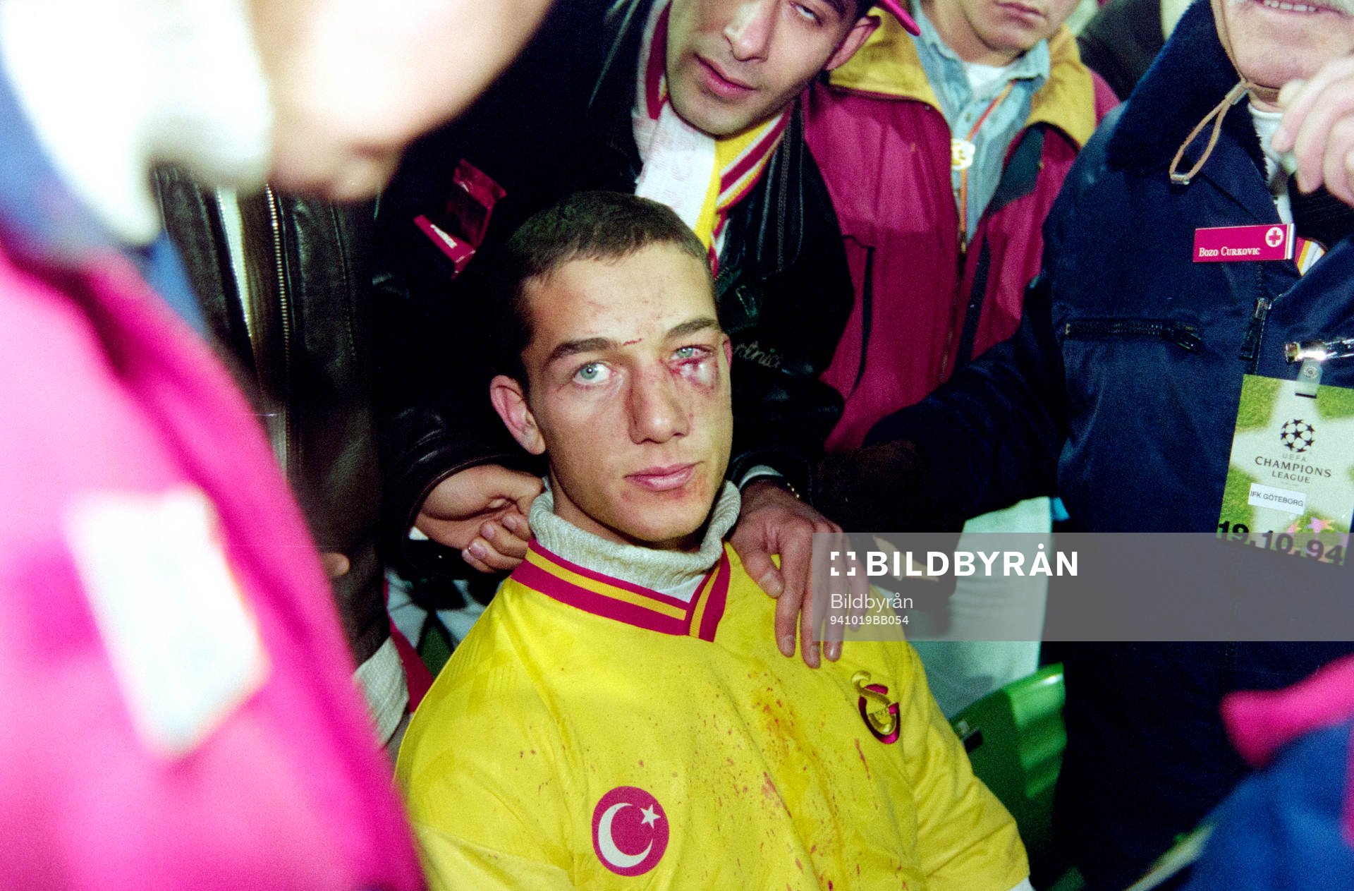 En misshandlad galatasaraysupporter