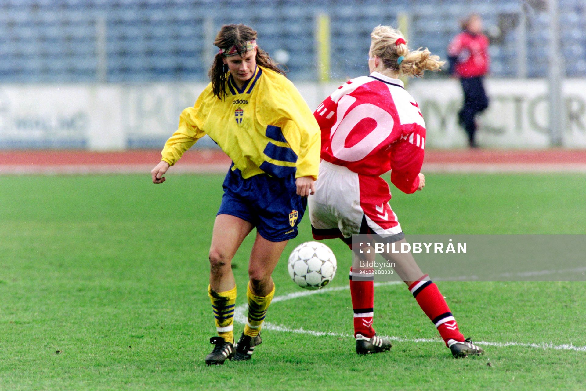 Åsa Jakobsson, Sverige