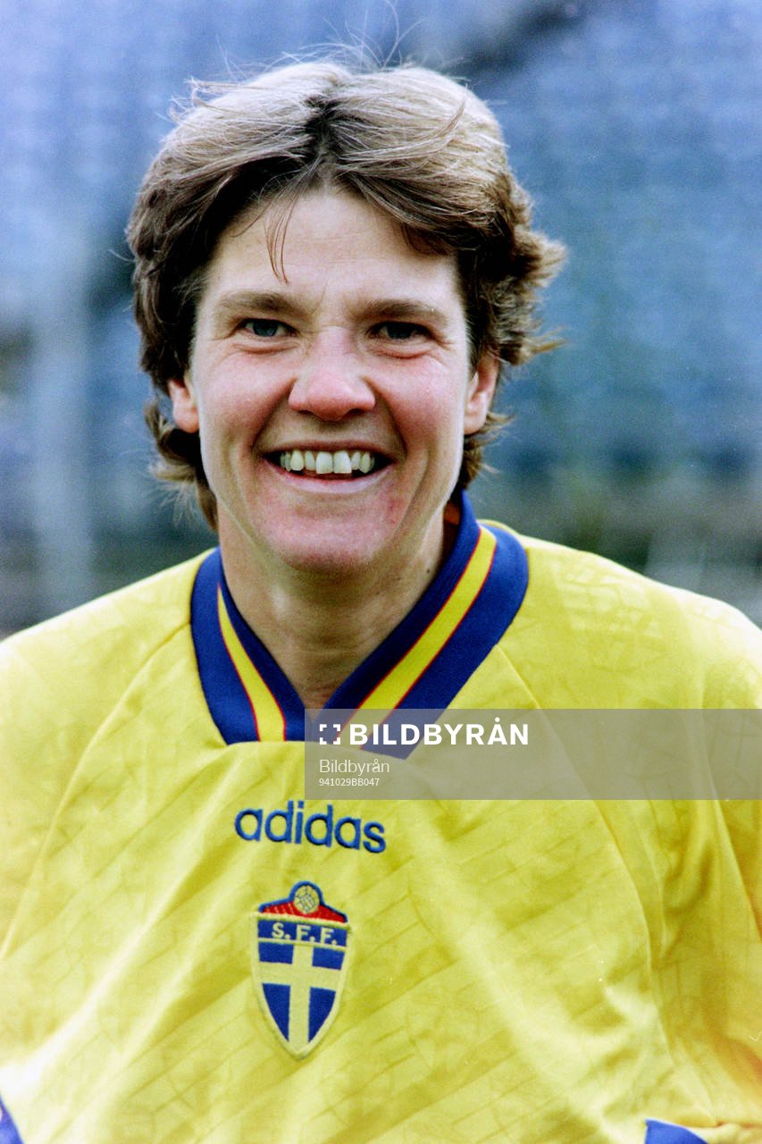 Pia Sundhage, Sverige