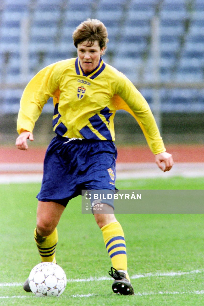 Pia Sundhage, Sverige