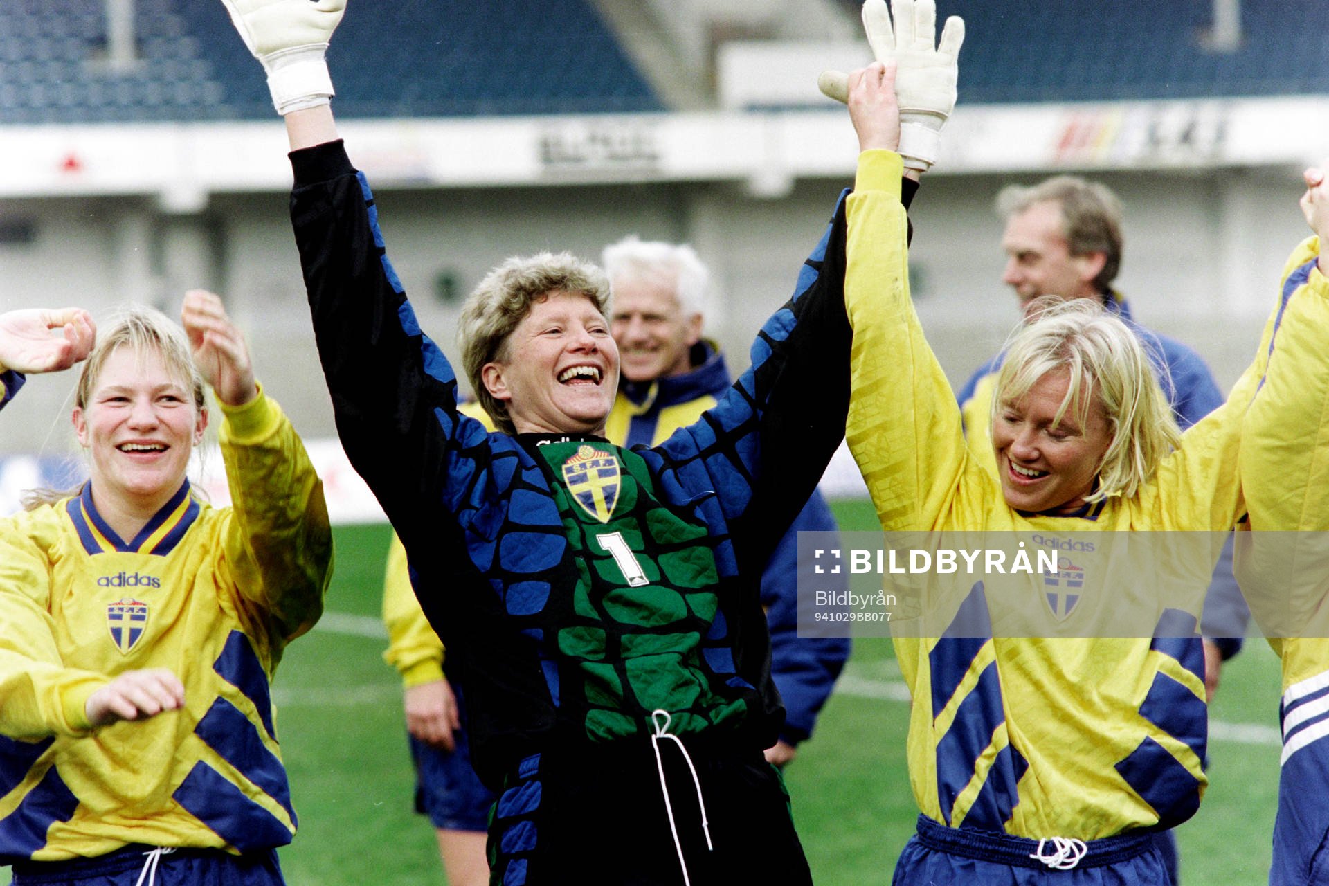 Kristin Bengtsson, Elisabeth Leidinge, målvakt i Sverige