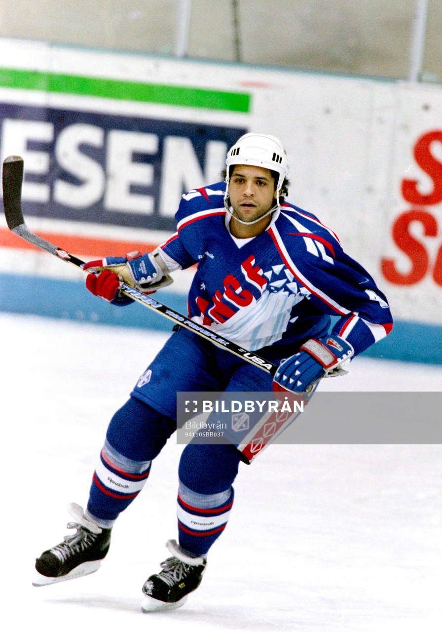 Serge Djelloul, Frankrike