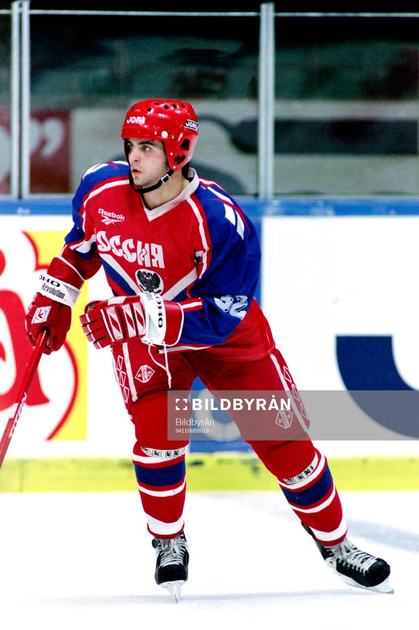 Nikolaj Syrtsov, Ryssland