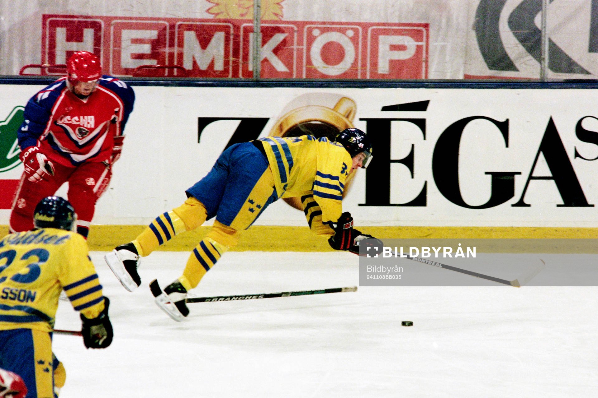 Tomas Holmström, Sverige bjuds på en lufttur