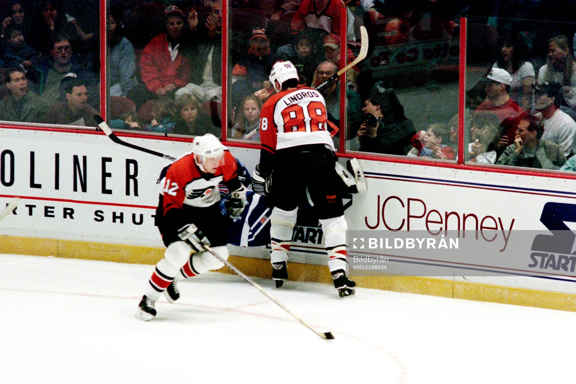 Peter Forsberg, Quebec stoppas av philadelphias Eric Lindros