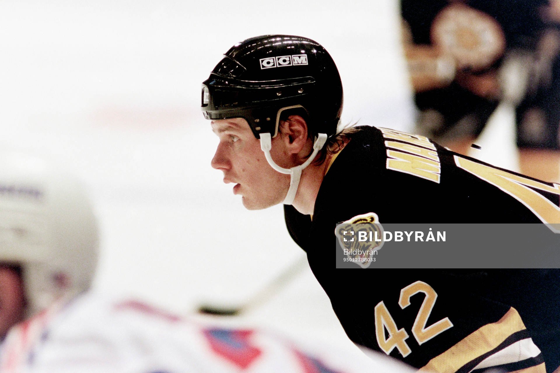 Mikko Mäkelä, Boston Bruins