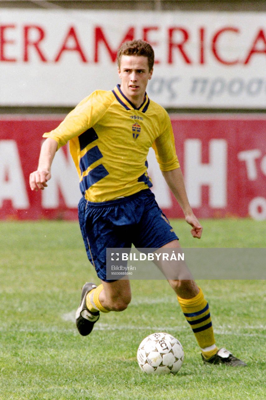Jens Gustafson, Sverige med bollen