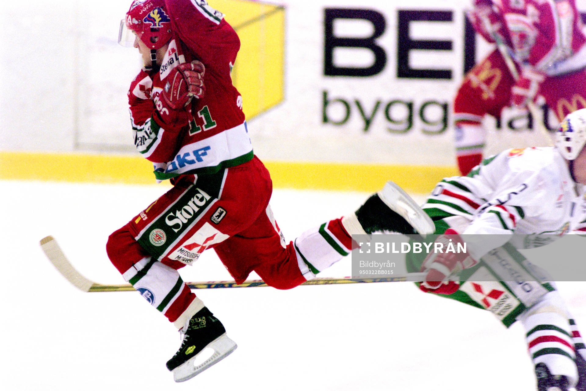 Frölundas Jerry Persson flyger fram