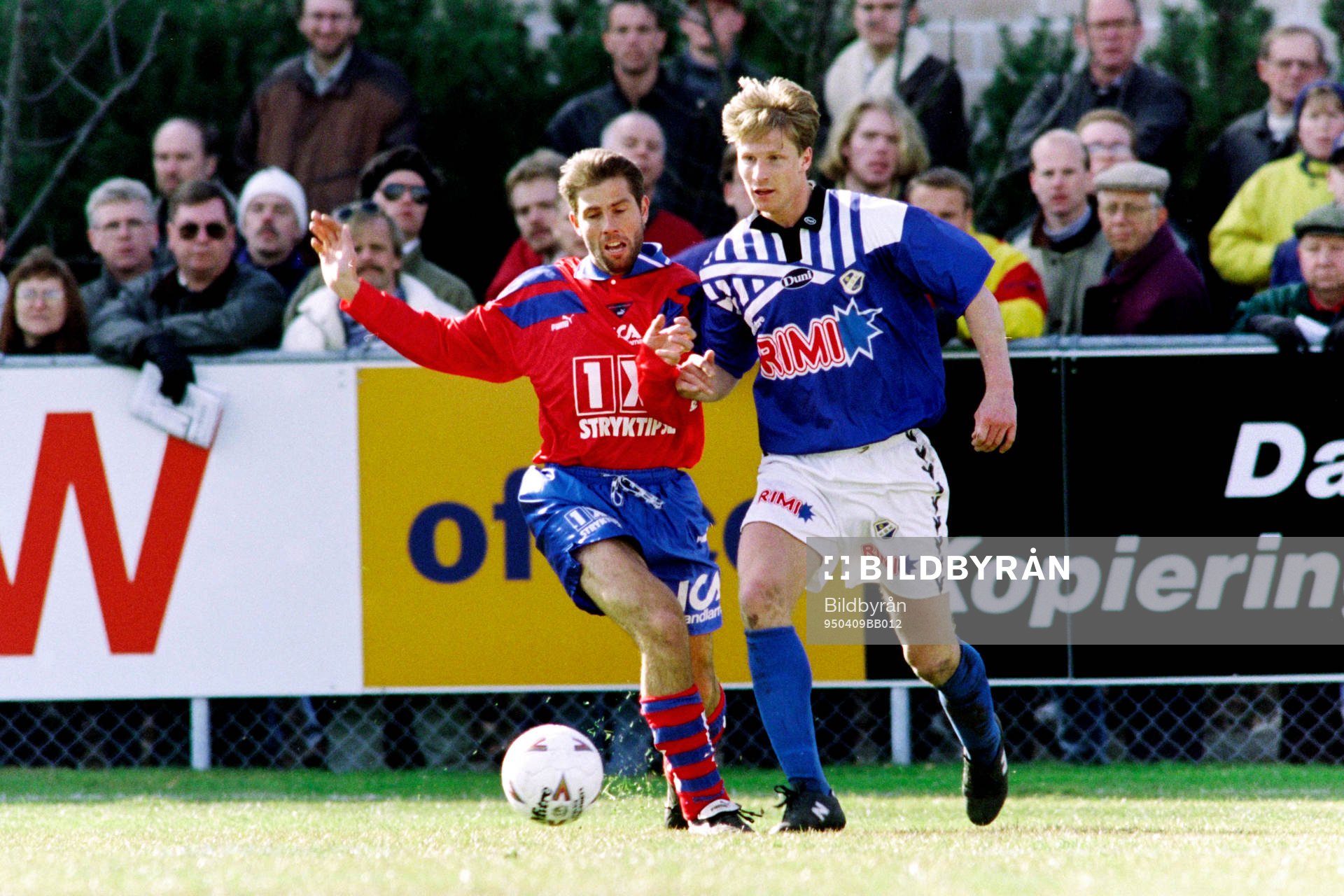 Fotboll, Allsvenskan, Halmstad - Helsingborg, 2-1: Jonas Dahlgren, Helsingborg och Jesper Mattson, Halmstad.