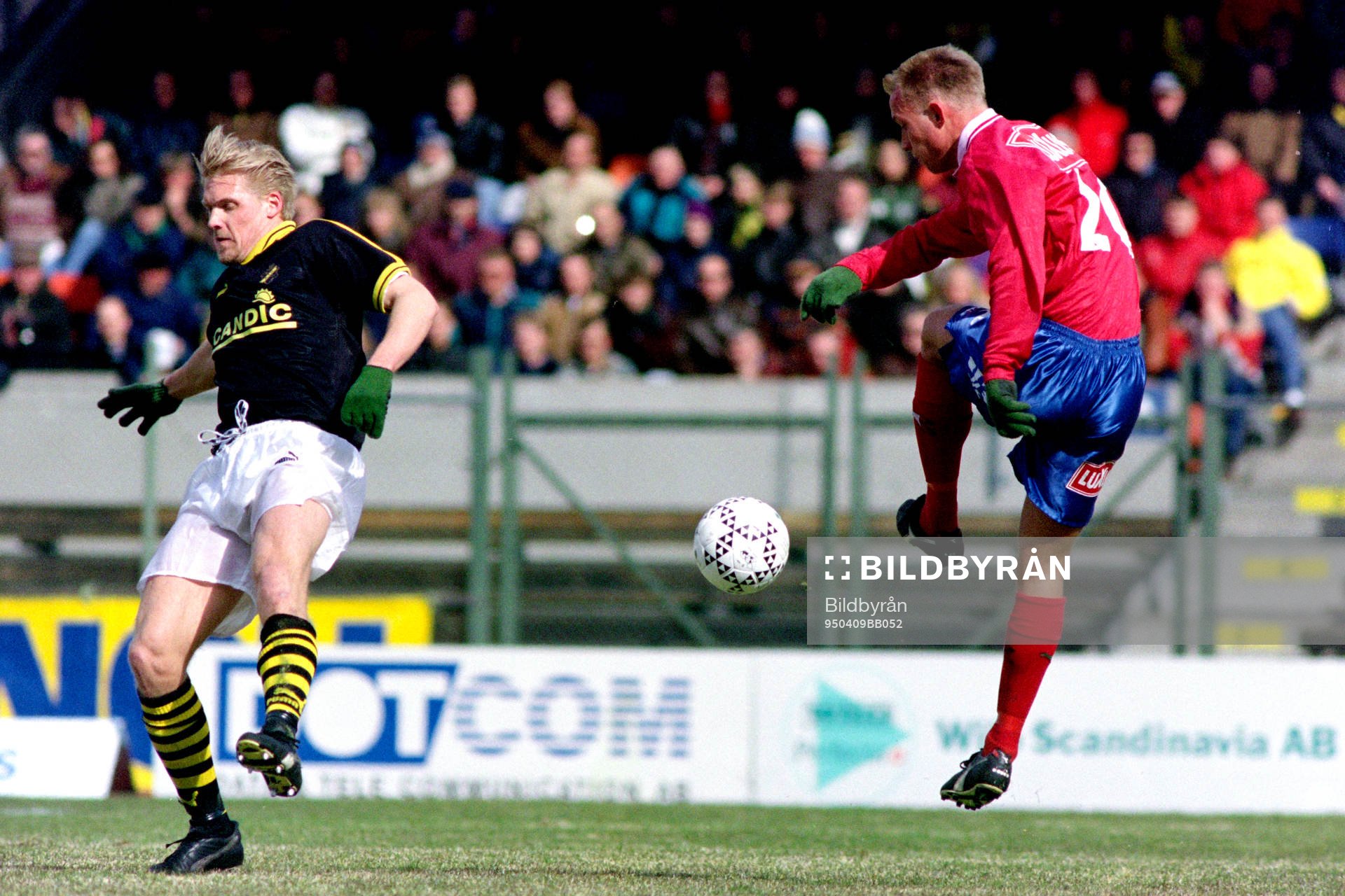 Johan Mjällby, AIK täcker skott