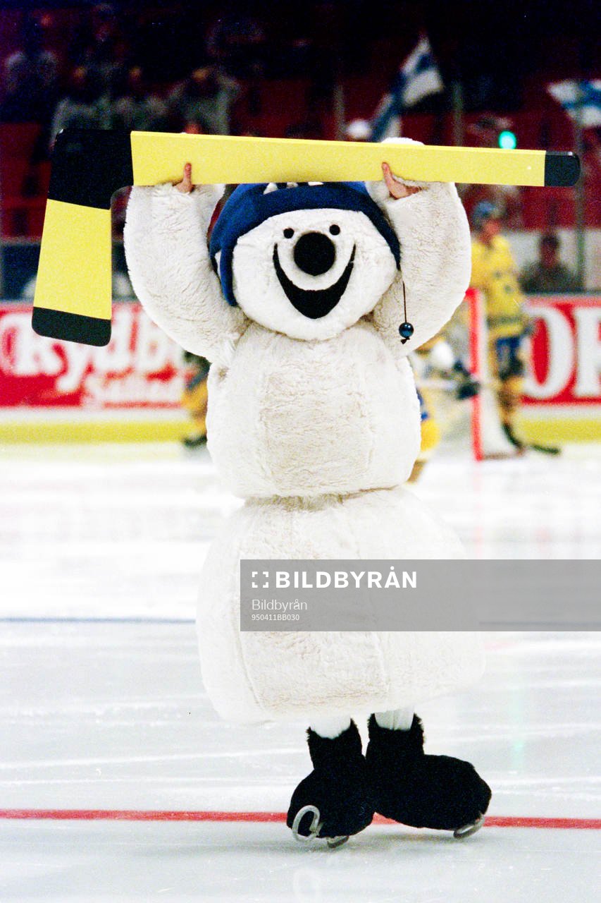 Mascot på isen