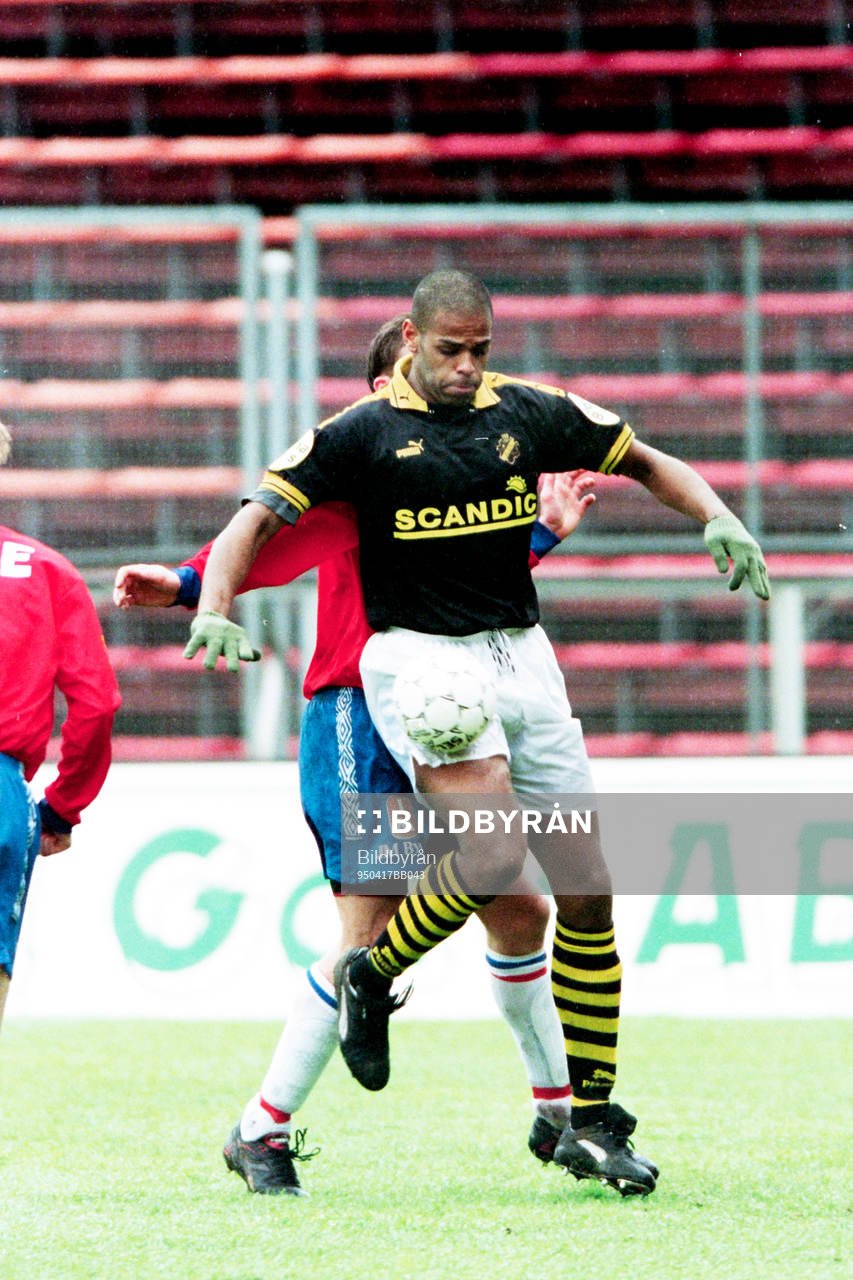 Pascal Simpson, AIK