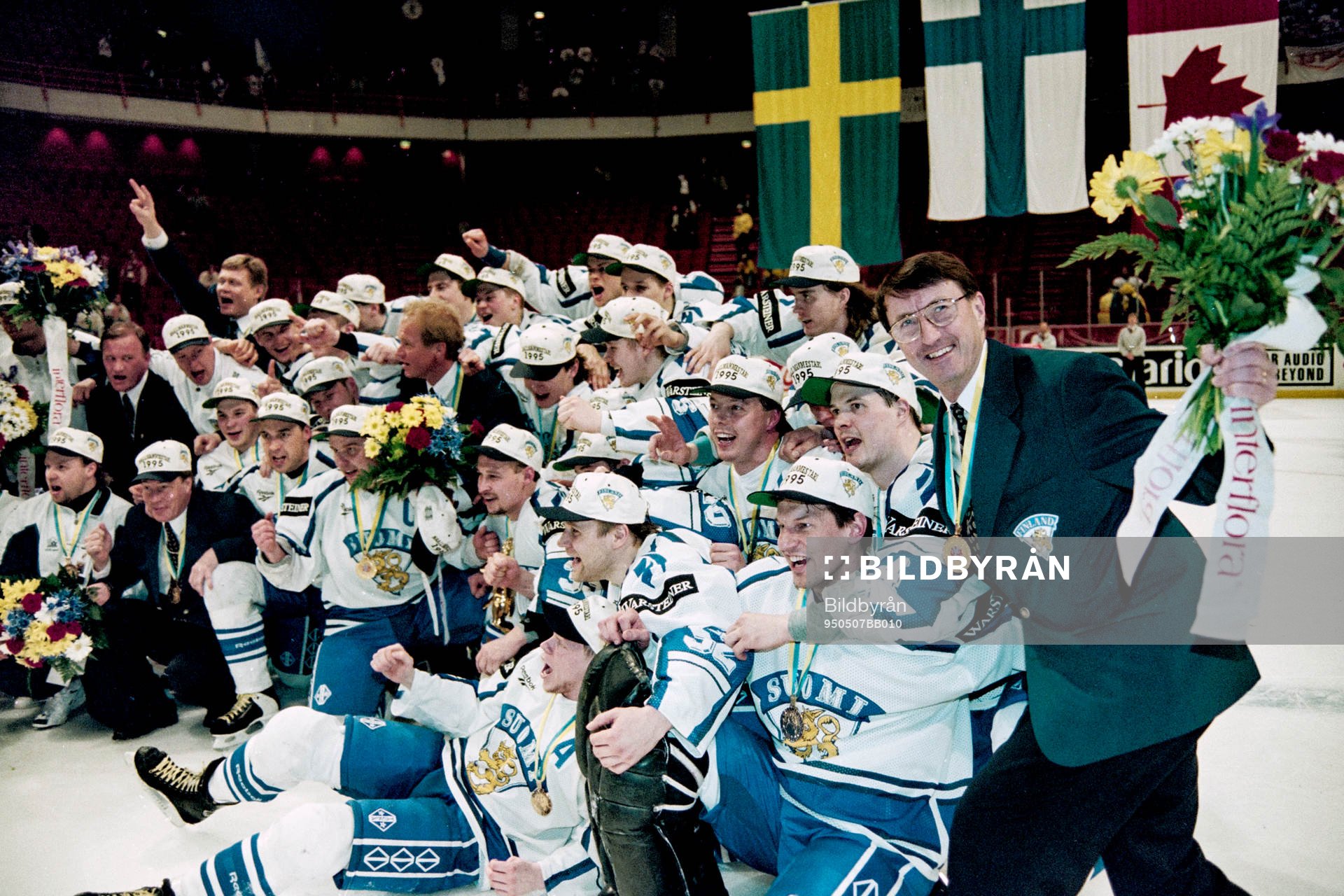 Curt Lindström, förbundskapten, Finland med sitt vinnande