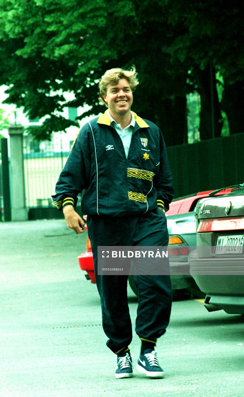 1995 Tomas Brolin på promenad