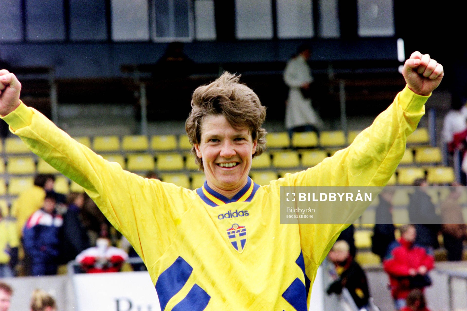 Pia Sundhage, Sverige jublar