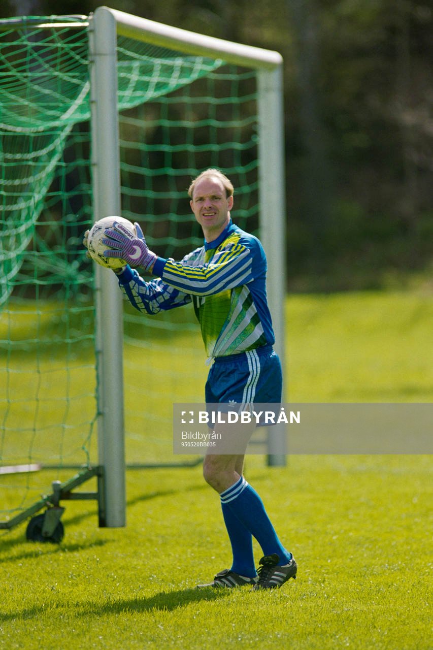 Thomas Ravelli, målvakt