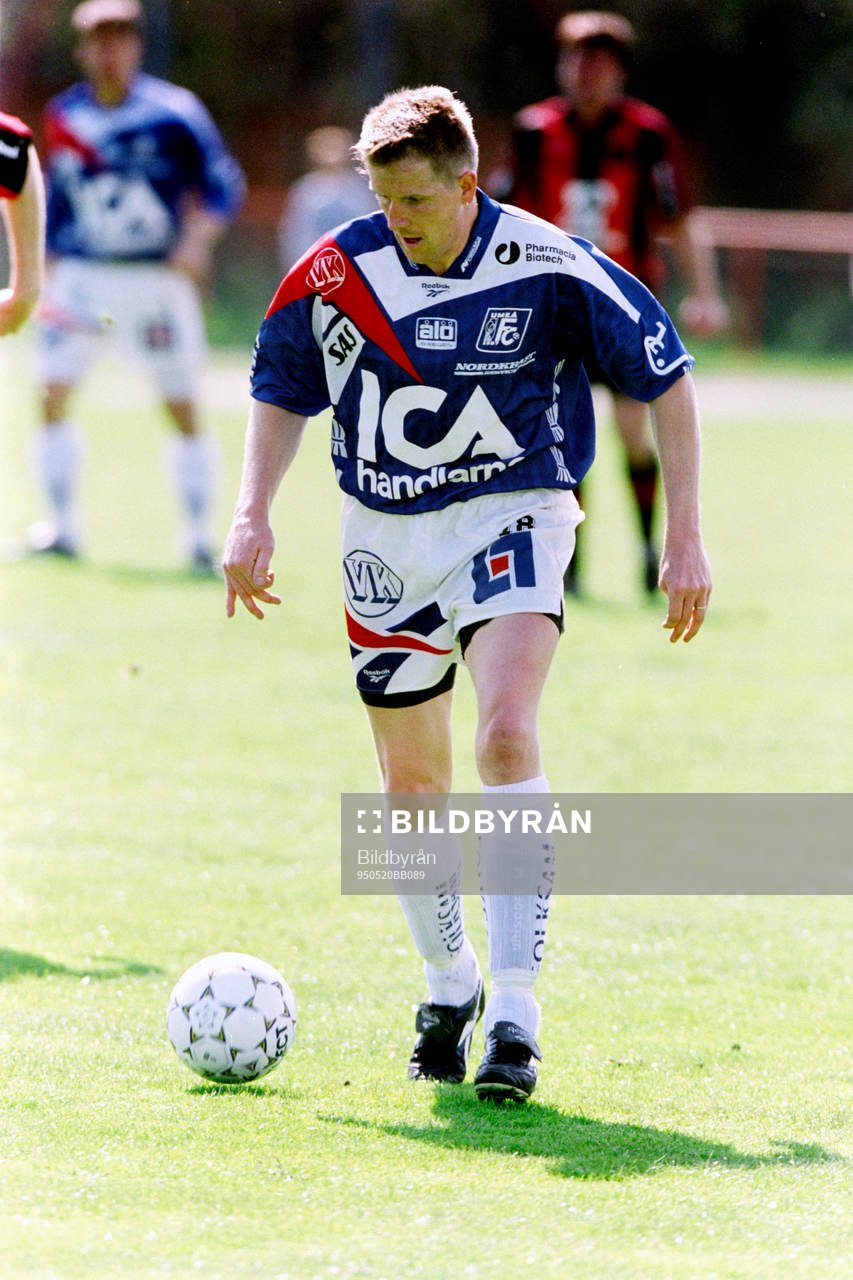 Fotboll, Div 1 Norra, Brommapojkarna - Umeå, 3-2: Örjan Engström, Umeå.