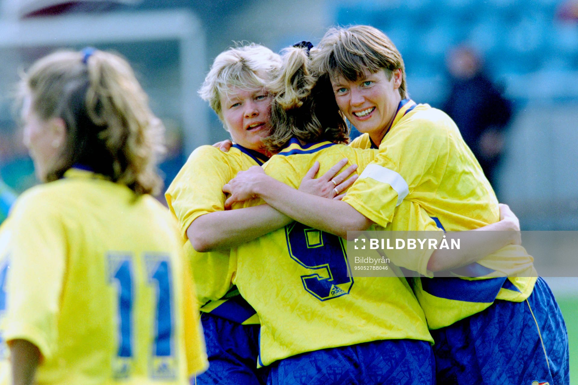 Anneli Andelen, Malin Andersson och Lena Videkull, Sverige