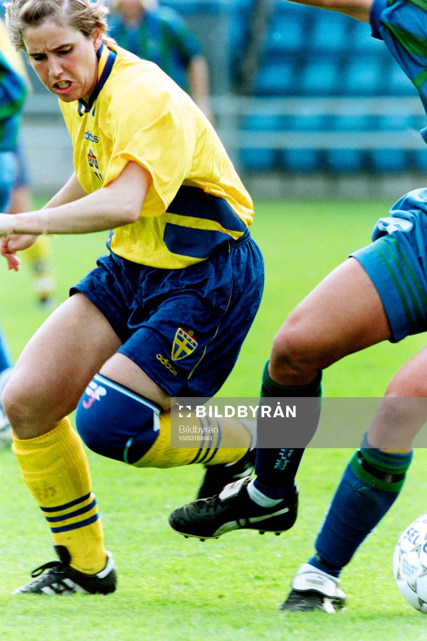 Fotboll, Damer, Sverige - Australien, 5-0: Susanne Hedberg, Sverige.