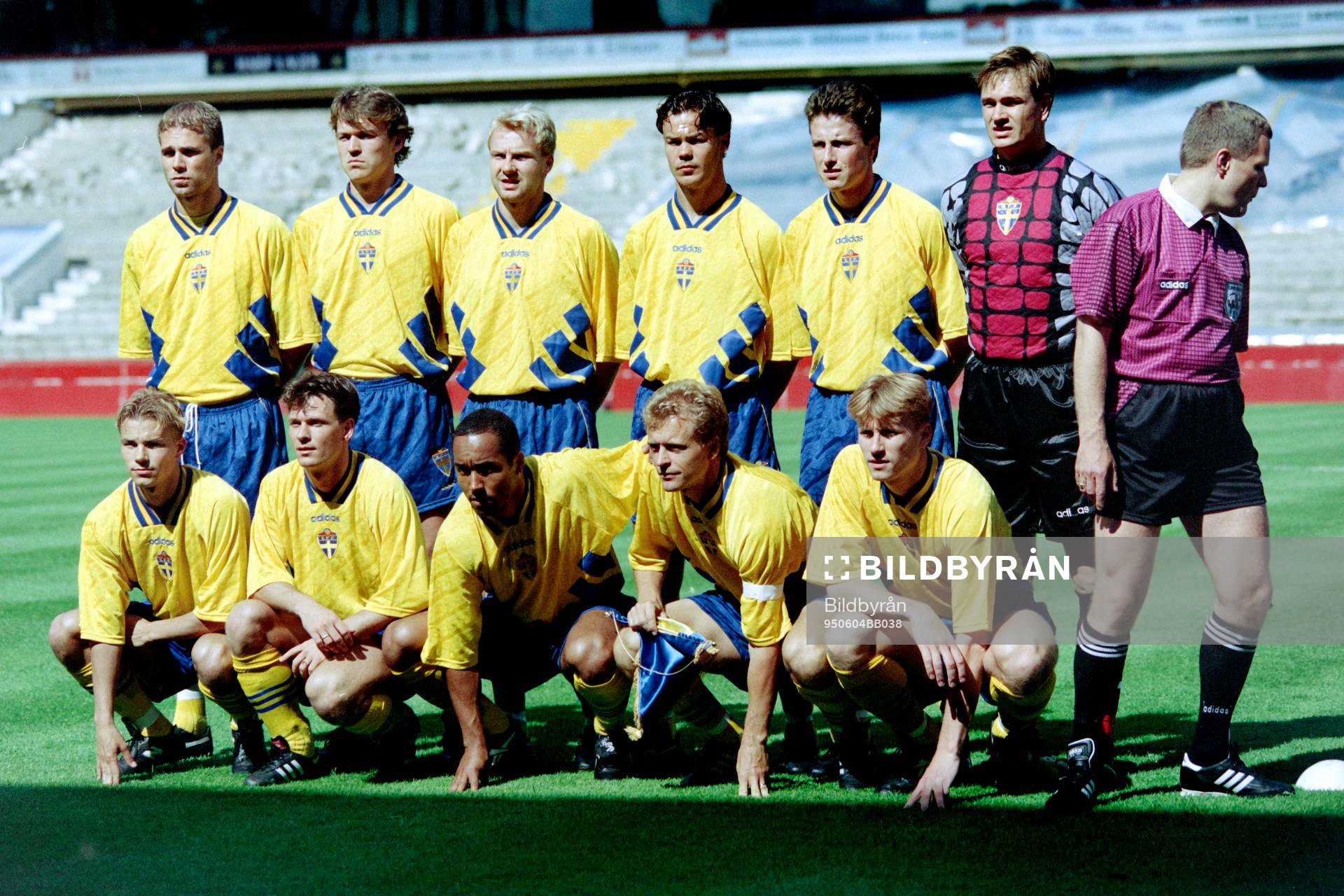 Sveriges startelva. Bakre raden fr. v Teddy Lucic, Magnus