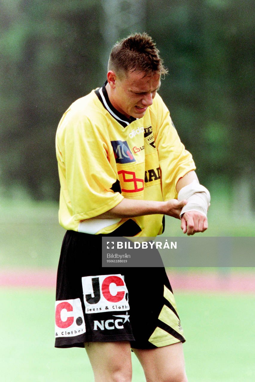 Ingmar Olovsson, Hässleholm har skadat armen