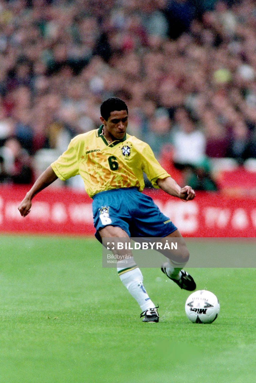 Roberto Carlos, Brasilien