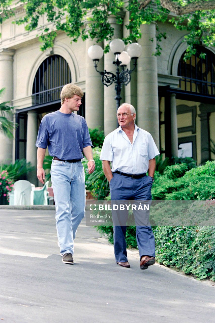 Stefan Schwarz och Kurt Hamrin på en promenad i Florens