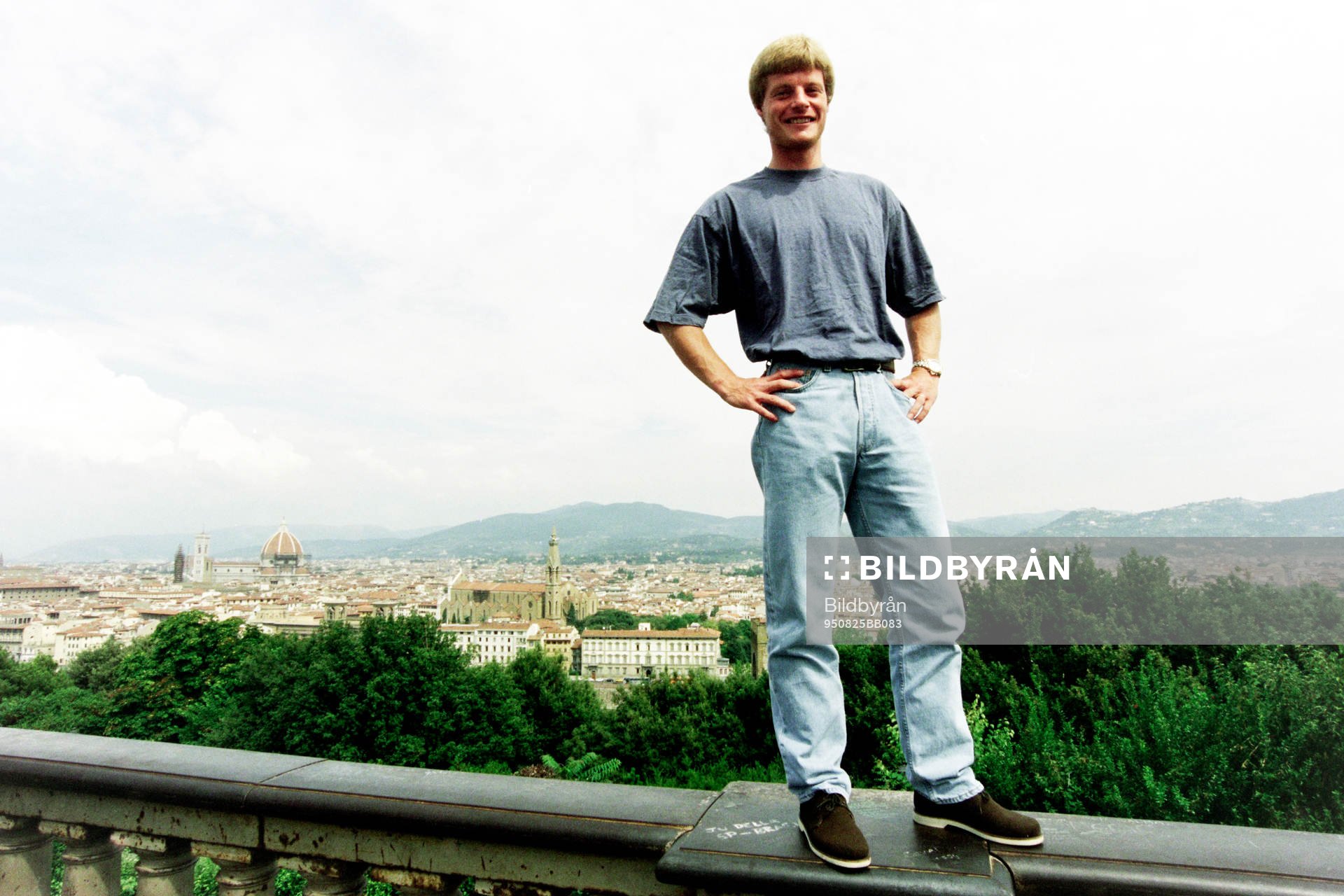 Fotboll, Serie A, Florentina: Stefan Schwarz i Florens.